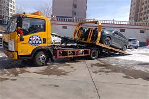 爱辉区救援拖车费用怎么算